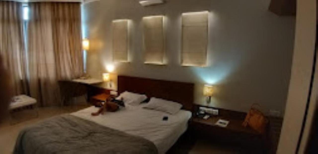 Hotel Maratha Residency,Ratnagiri Exterior photo